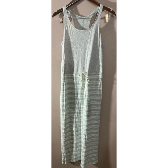 LOFT Heather Gray Knit Top - Picture 1 of 4